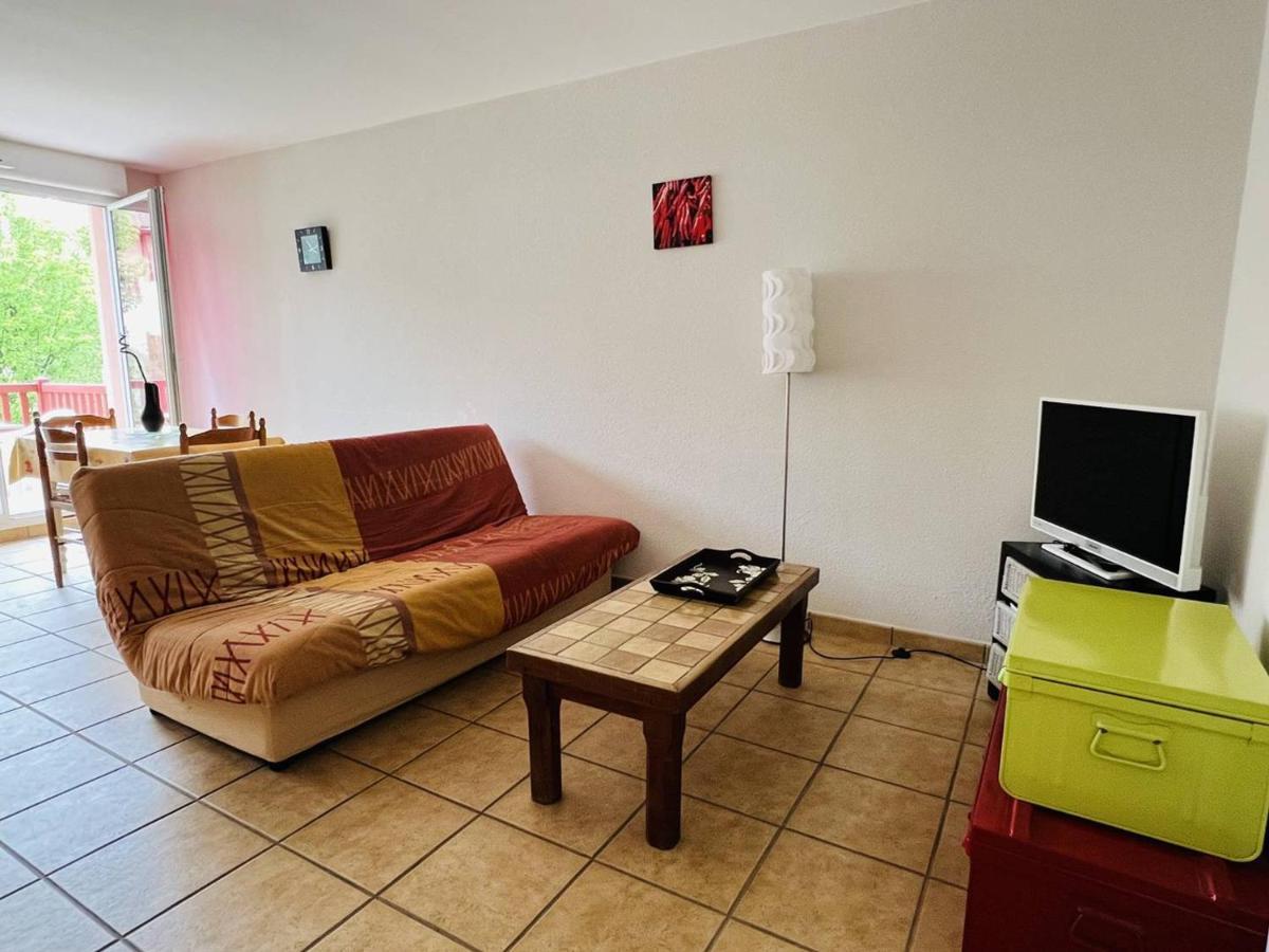 Appartement F2 A Cambo-Les-Bains Avec Piscine, Proche Thermes, Terrasse Et Parking - Fr-1-495-36 المظهر الخارجي الصورة