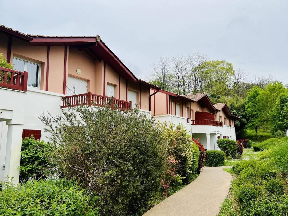Appartement F2 A Cambo-Les-Bains Avec Piscine, Proche Thermes, Terrasse Et Parking - Fr-1-495-36 المظهر الخارجي الصورة