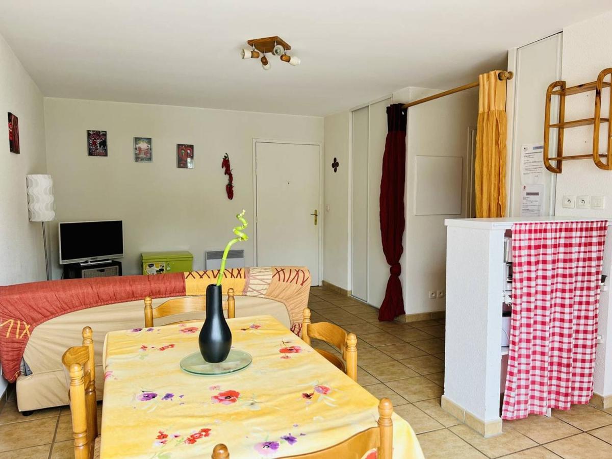 Appartement F2 A Cambo-Les-Bains Avec Piscine, Proche Thermes, Terrasse Et Parking - Fr-1-495-36 المظهر الخارجي الصورة