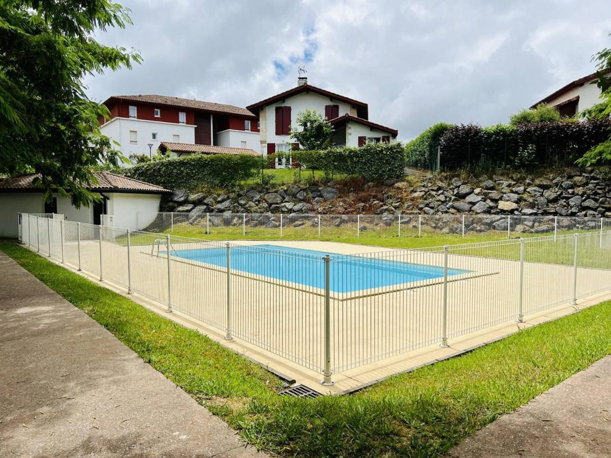 Appartement F2 A Cambo-Les-Bains Avec Piscine, Proche Thermes, Terrasse Et Parking - Fr-1-495-36 المظهر الخارجي الصورة